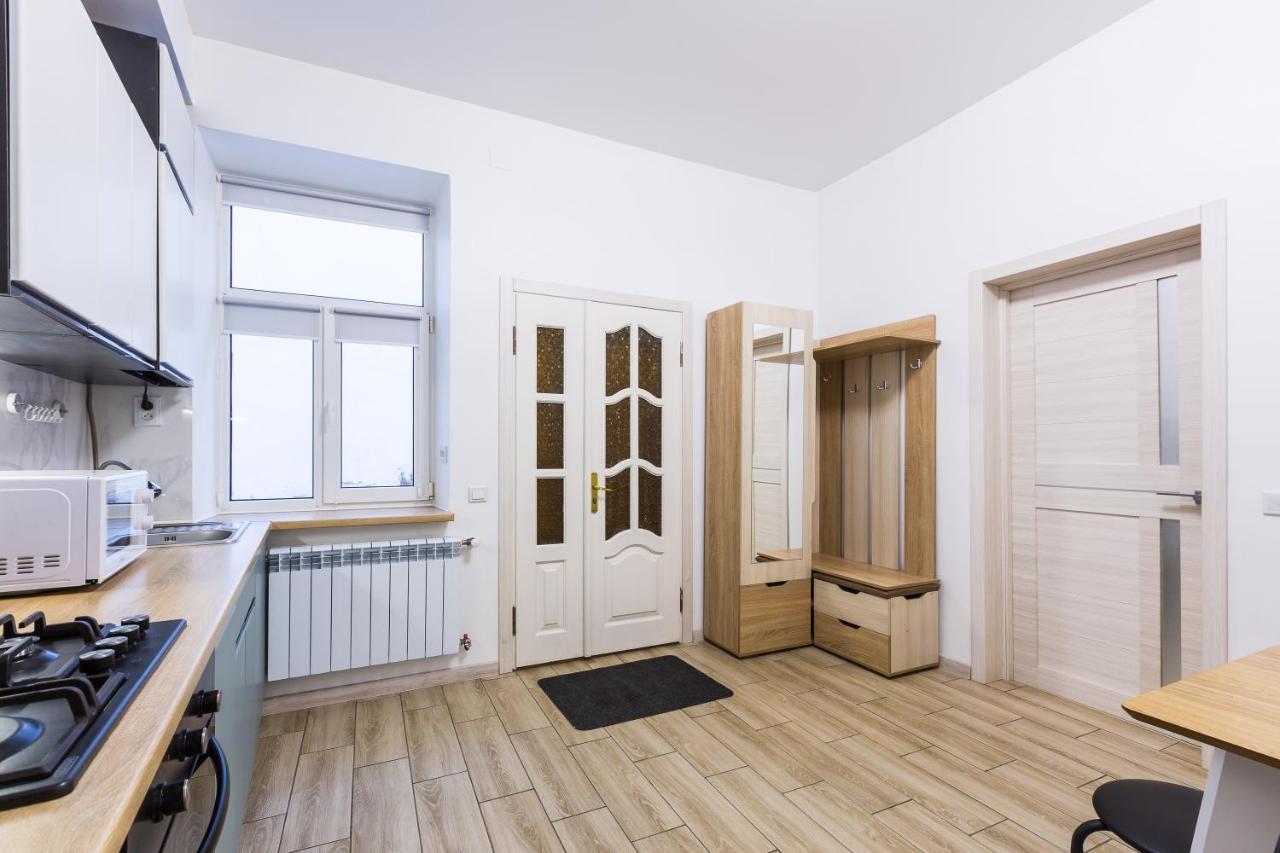 Vodna White Apartment Lviv Extérieur photo
