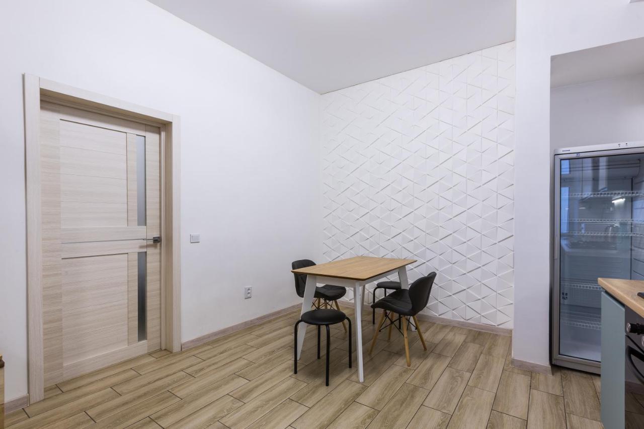 Vodna White Apartment Lviv Extérieur photo